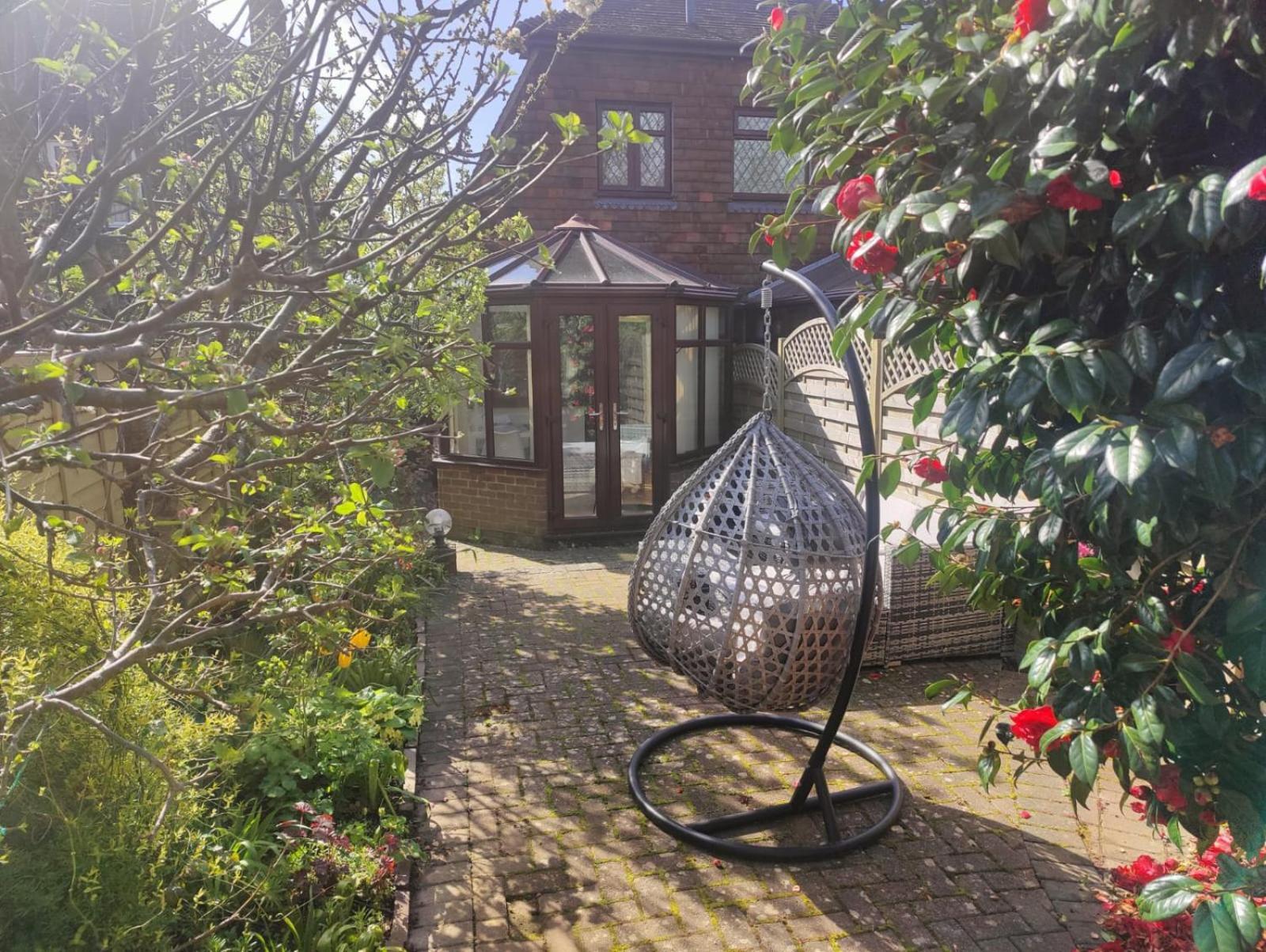 Beautiful Bexhill Cottage With Garden 3 Mins Walk To Beach ภายนอก รูปภาพ